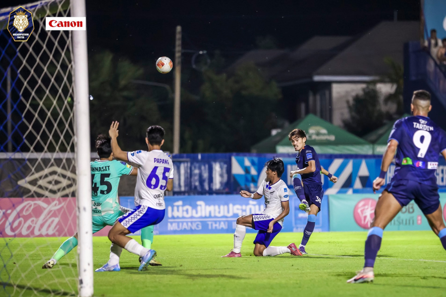 นครปฐม ยูไนเต็ด ลุ้นหนีตกชั้น ดวลเดือด แพร่ ยูไนเต็ด