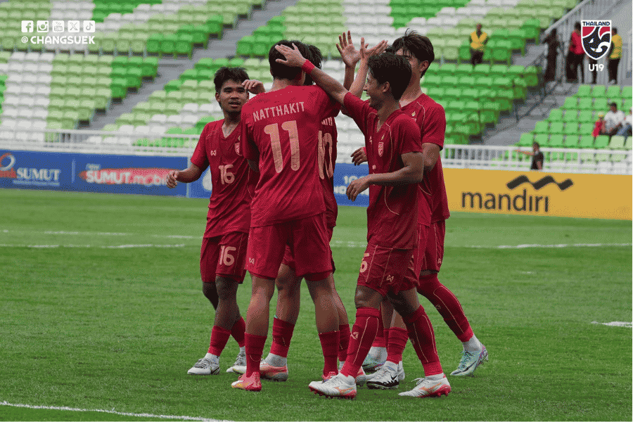 โค้ชโบ้ พาช้างศึก U19 ทะลุชิงอาเซียน เปิดประวัติ จักรพันธ์ ปั่นปี จากอดีตแข้งทีมชาติสู่แม่ทัพความหวังลูกหนังไทย
